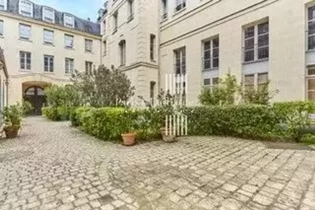 Achat appartement à vendre 3 pièces 88 m² - Paris 11ème arrondissement