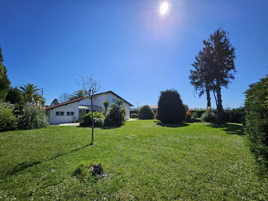 Achat maison à vendre 4 chambres 155 m² - Anglet