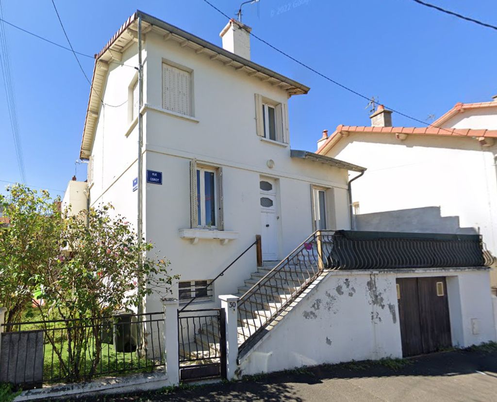 Achat maison à vendre 4 chambres 91 m² - Clermont-Ferrand