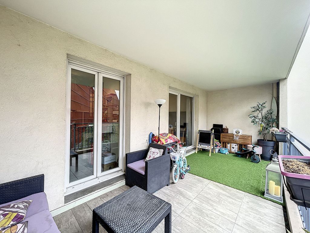 Achat appartement à vendre 3 pièces 71 m² - Lyon 3ème arrondissement