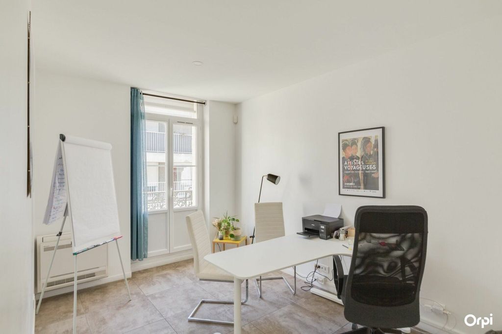 Achat duplex à vendre 5 pièces 85 m² - Marseille 6ème arrondissement