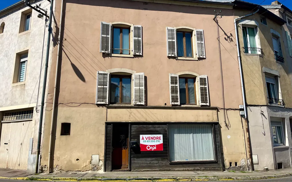 Achat appartement à vendre 5 pièces 110 m² - Pont-Saint-Vincent