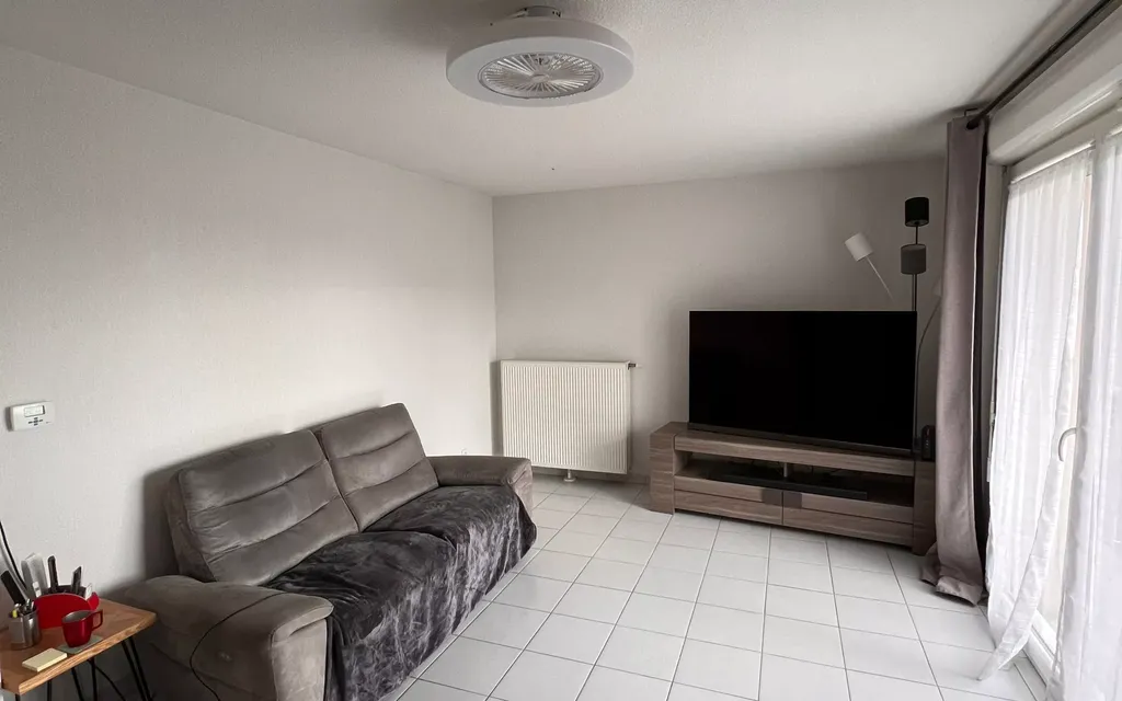 Achat appartement à vendre 2 pièces 42 m² - Roquettes