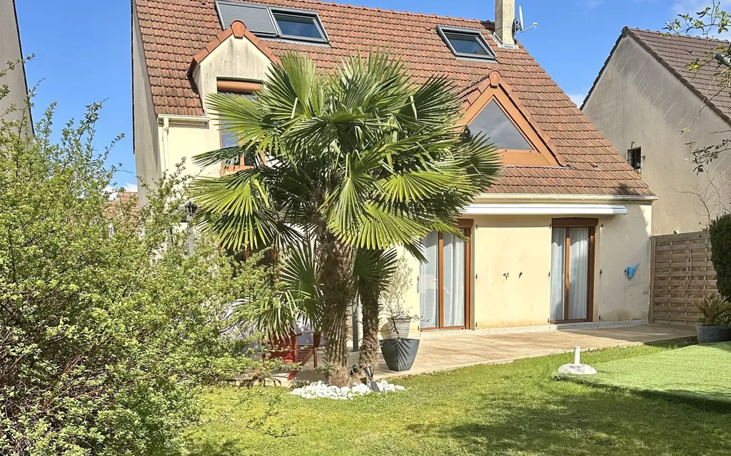 Achat maison à vendre 4 chambres 140 m² - Vaires-sur-Marne