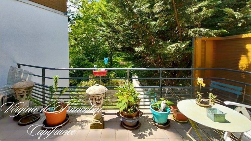 Achat appartement à vendre 4 pièces 72 m² - Neuilly-Plaisance