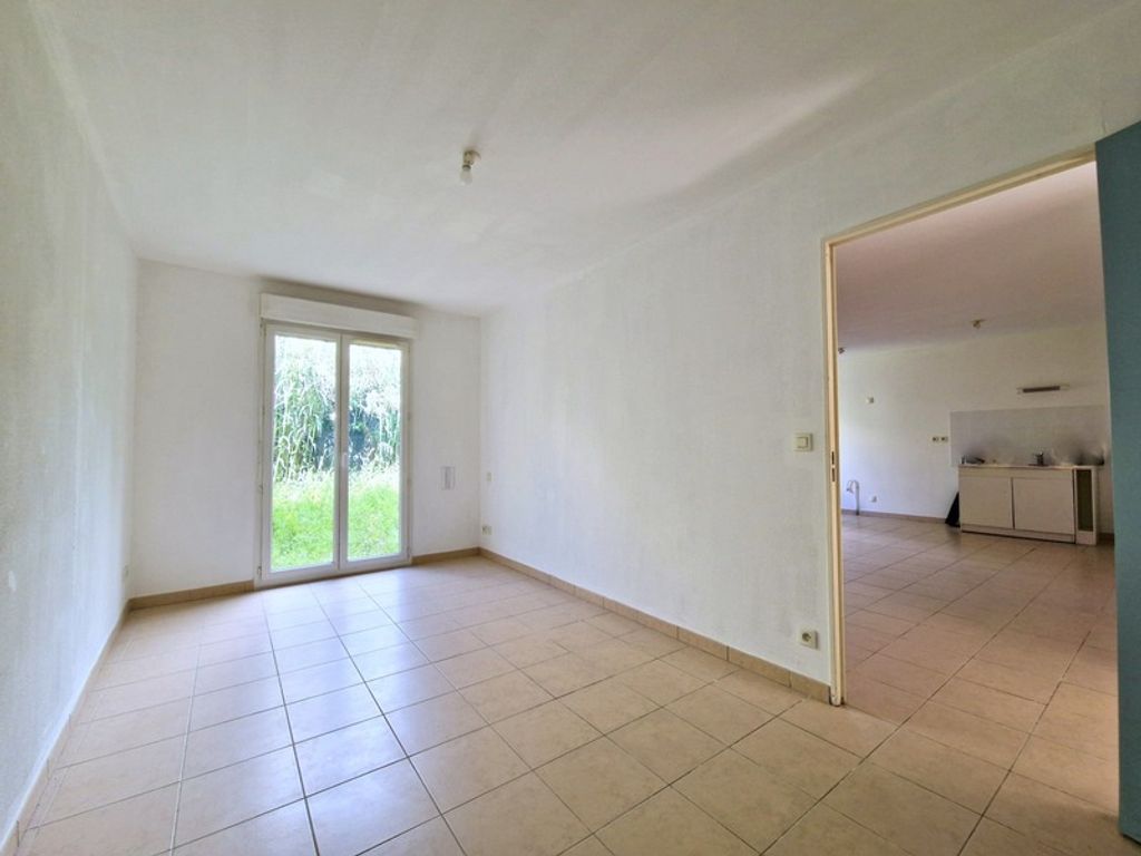 Achat appartement à vendre 2 pièces 55 m² - Nîmes