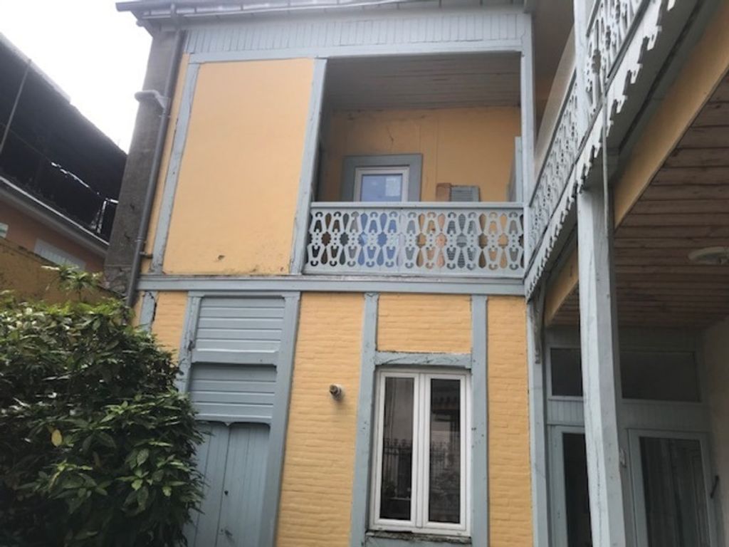 Achat appartement à vendre 2 pièces 52 m² - Bagnères-de-Bigorre