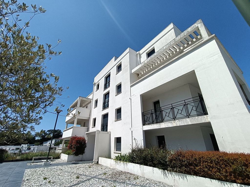Achat appartement à vendre 2 pièces 43 m² - Saint-Jean-de-Luz