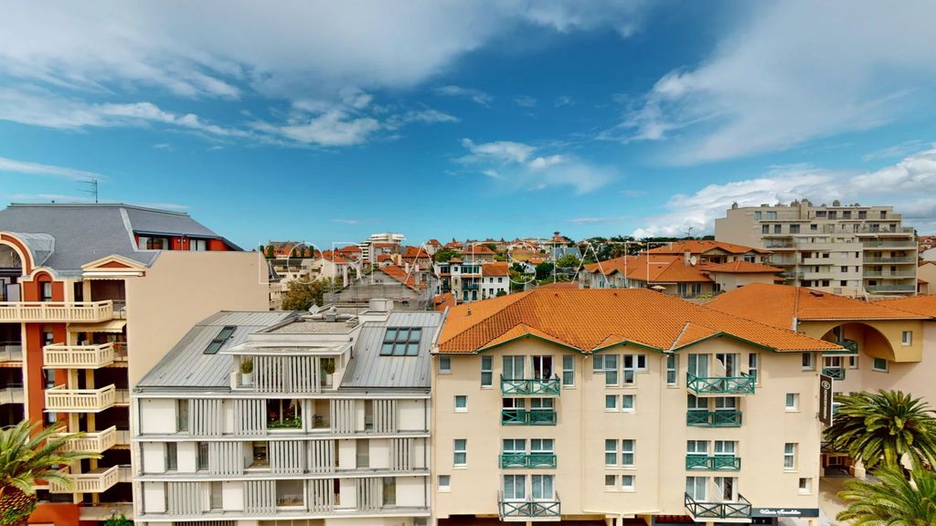 Achat appartement à vendre 3 pièces 97 m² - Biarritz