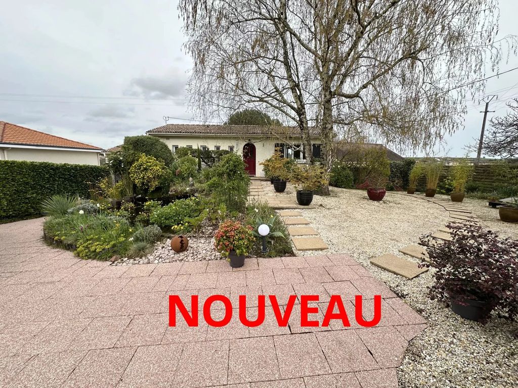 Achat maison à vendre 4 chambres 138 m² - Saint-Jean-de-Thouars