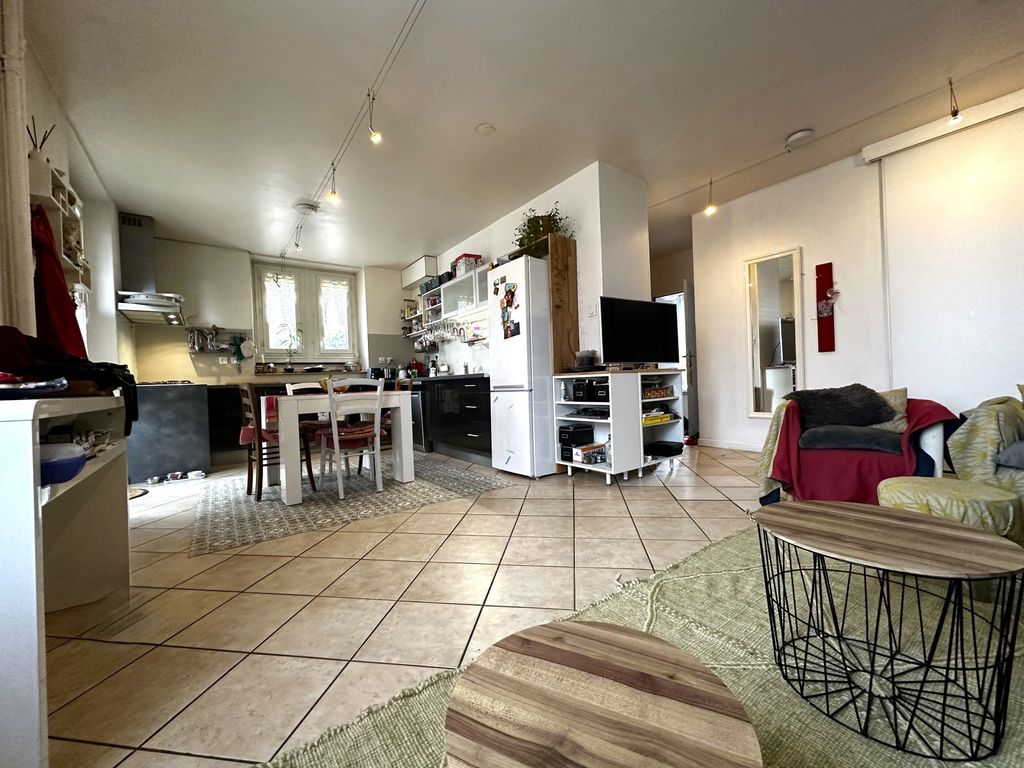 Achat appartement à vendre 3 pièces 64 m² - Annemasse