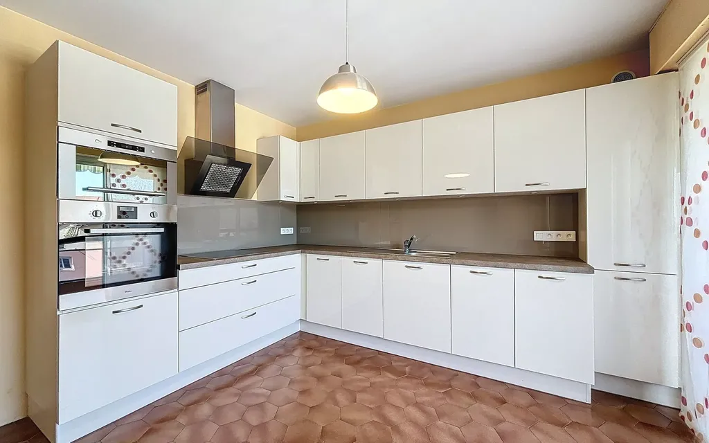 Achat appartement à vendre 3 pièces 71 m² - Gaillard