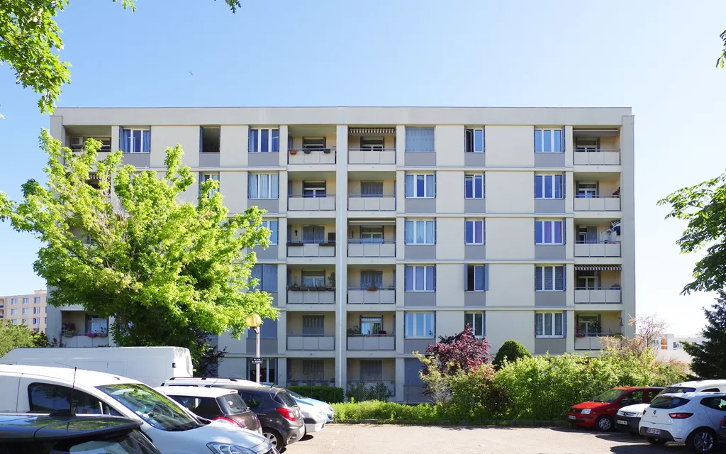 Achat appartement à vendre 3 pièces 56 m² - Caluire-et-Cuire