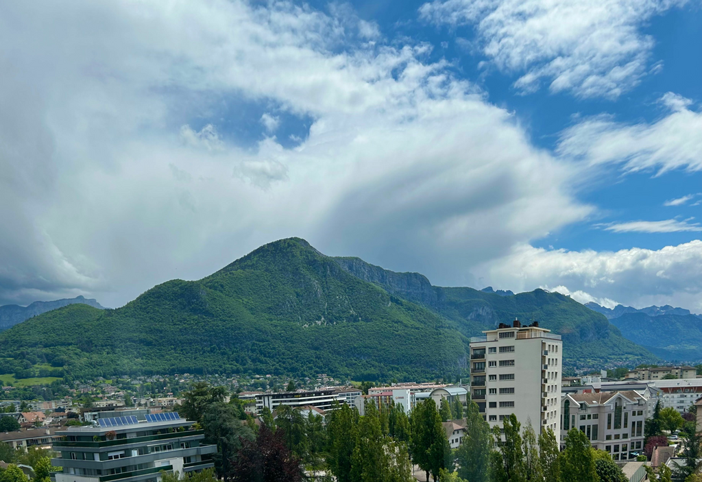 Achat appartement à vendre 3 pièces 62 m² - Annecy