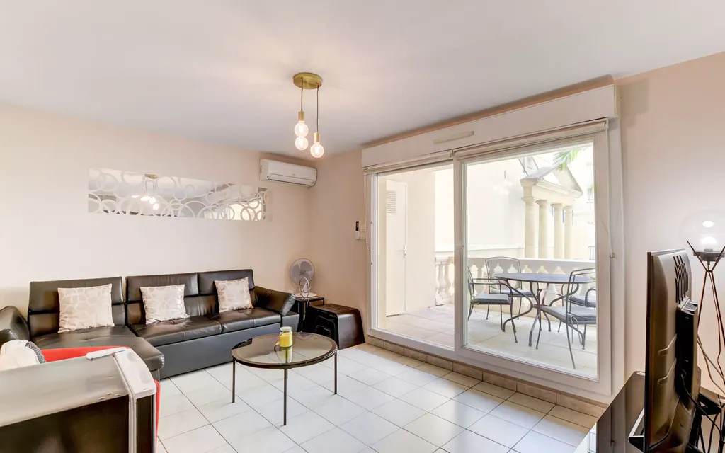 Achat appartement à vendre 3 pièces 56 m² - Cannes