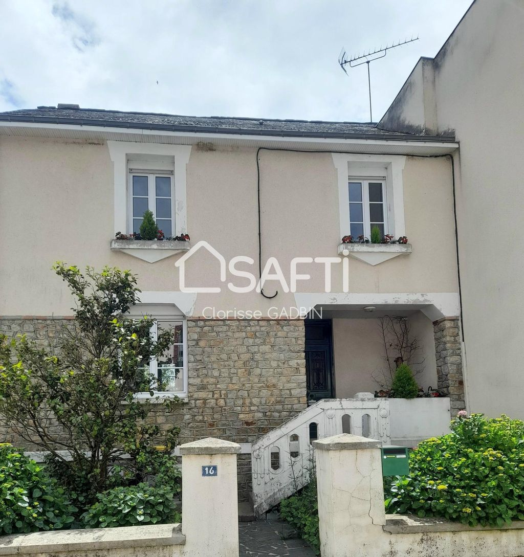 Achat maison à vendre 4 chambres 110 m² - Saint-Aignan-sur-Roë