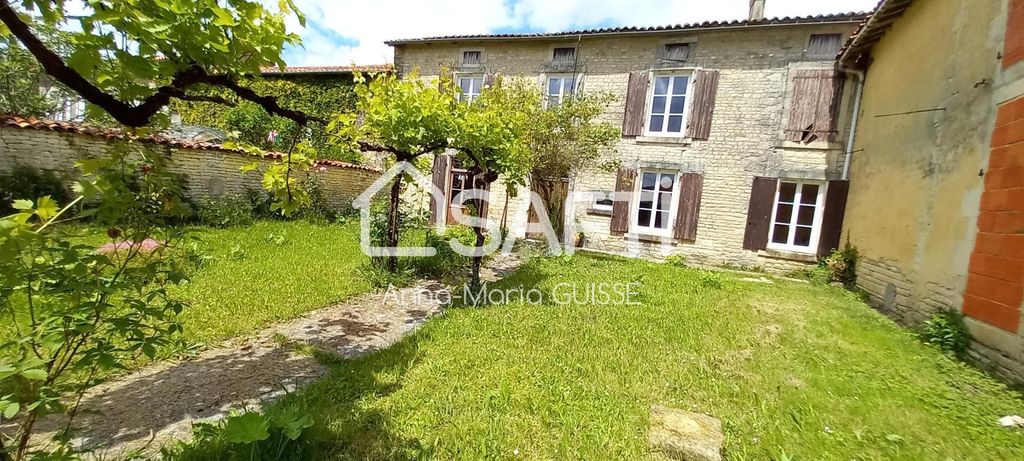 Achat maison à vendre 4 chambres 158 m² - Fontaine-Chalendray