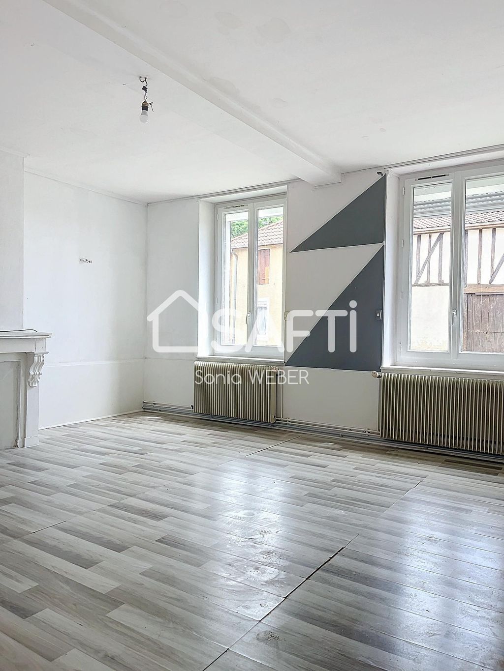 Achat maison à vendre 5 chambres 240 m² - La Chaussée-sur-Marne