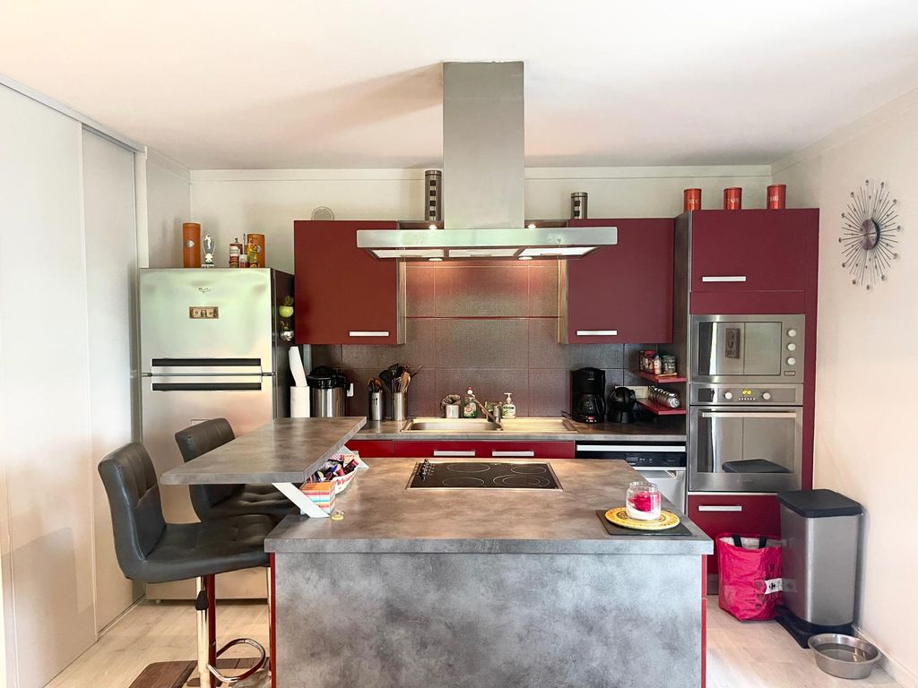 Achat appartement à vendre 4 pièces 96 m² - Champs-sur-Marne