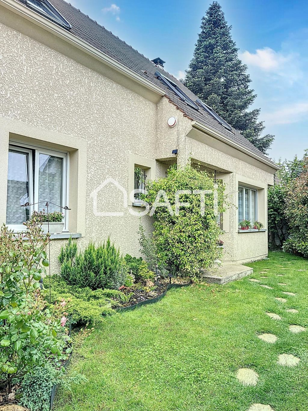 Achat maison à vendre 4 chambres 135 m² - Montfermeil