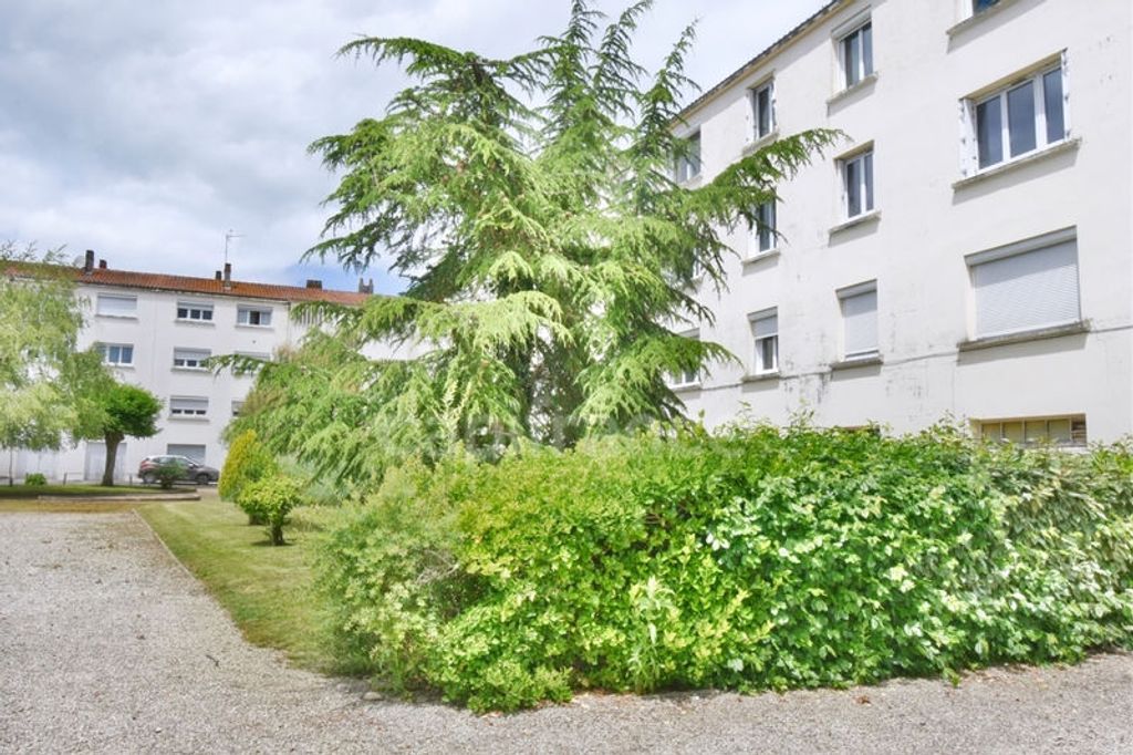 Achat appartement à vendre 3 pièces 63 m² - Rochefort