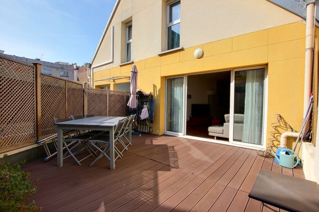 Achat appartement à vendre 5 pièces 131 m² - Le Pré-Saint-Gervais