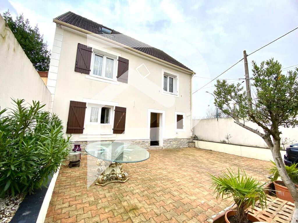 Achat maison à vendre 6 chambres 172 m² - Épinay-sur-Seine