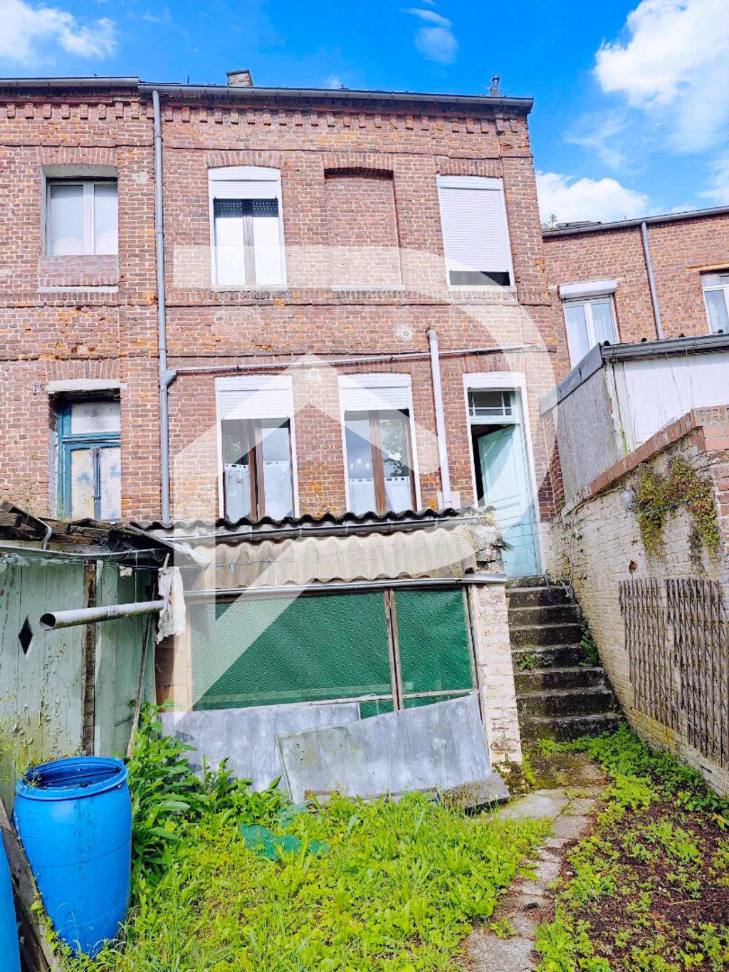 Achat maison à vendre 2 chambres 80 m² - Le Cateau-Cambrésis