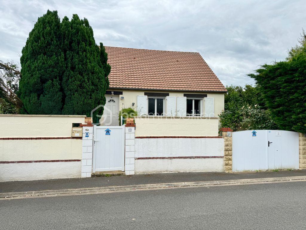 Achat maison à vendre 4 chambres 123 m² - Saint-Cyr-sur-Loire