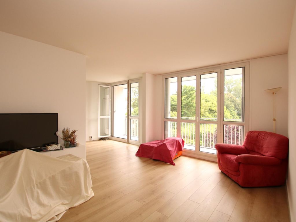 Achat appartement à vendre 5 pièces 92 m² - Chilly-Mazarin