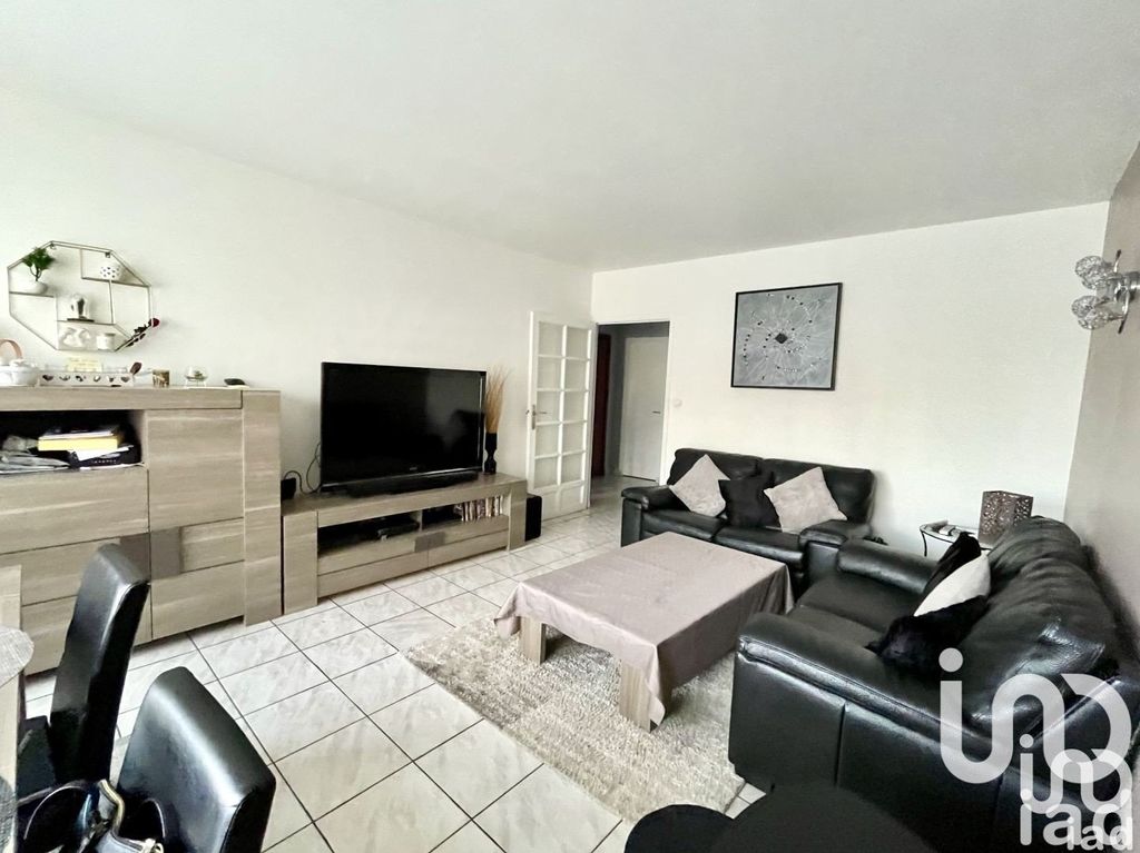 Achat appartement à vendre 4 pièces 84 m² - Ris-Orangis