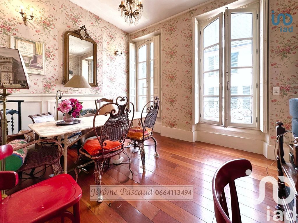 Achat appartement à vendre 3 pièces 77 m² - Versailles