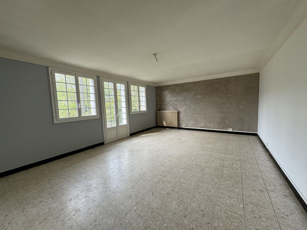 Achat maison à vendre 4 chambres 119 m² - Poitiers