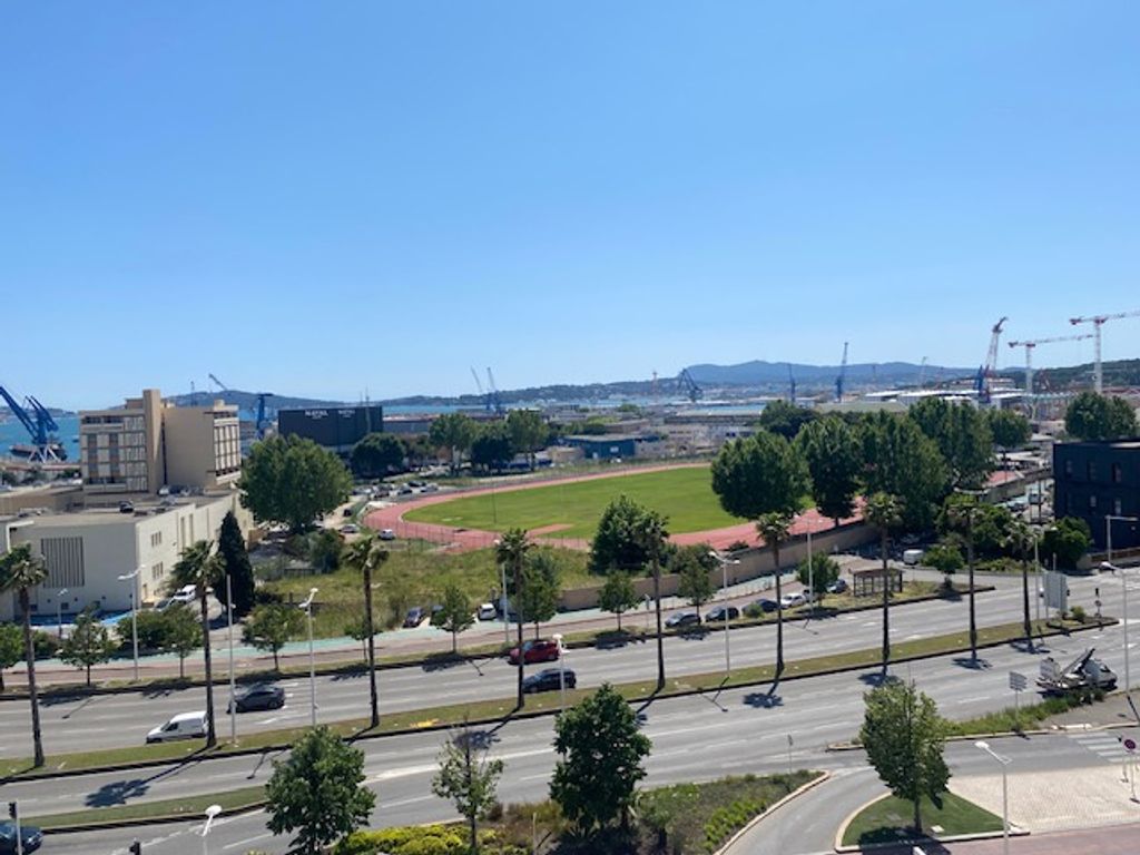 Achat appartement à vendre 4 pièces 81 m² - Toulon