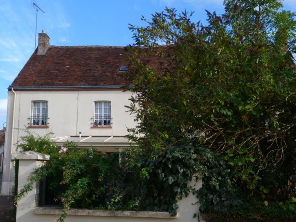 Achat maison à vendre 3 chambres 117 m² - Champignelles