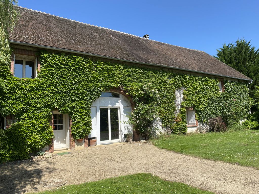 Achat maison à vendre 5 chambres 531 m² - Charny-Orée-de-Puisaye