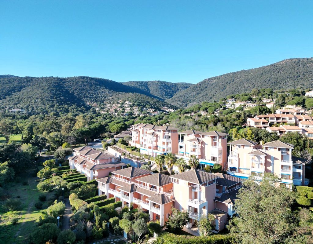 Achat appartement 4 pièce(s) Le Lavandou