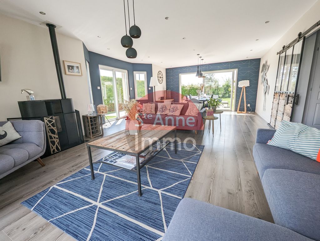 Achat maison à vendre 6 chambres 174 m² - Poulainville