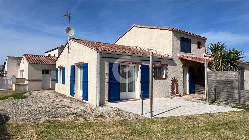 Achat maison à vendre 2 chambres 72 m² - Saint-Vincent-sur-Jard