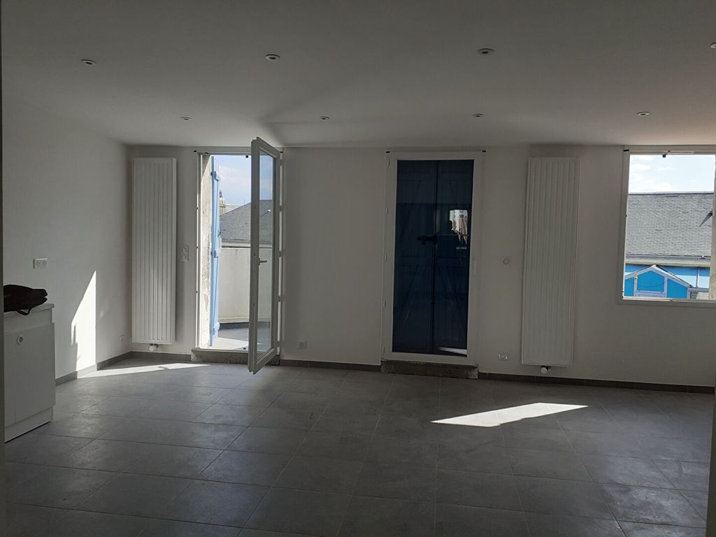 Achat appartement à vendre 3 pièces 77 m² - Saint-Gilles-Croix-de-Vie
