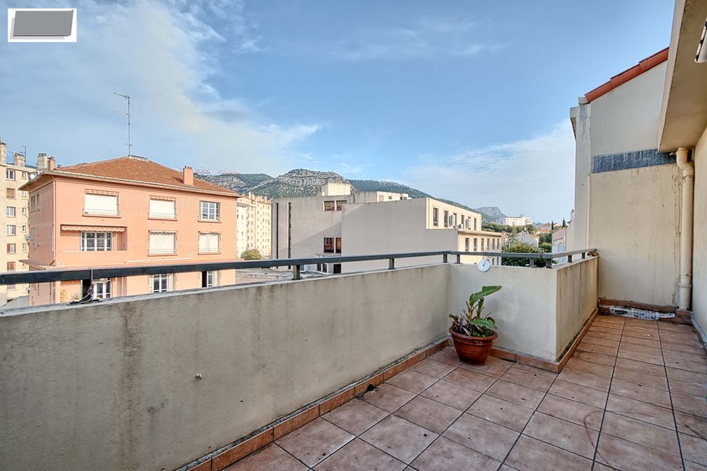 Achat appartement à vendre 2 pièces 44 m² - Toulon