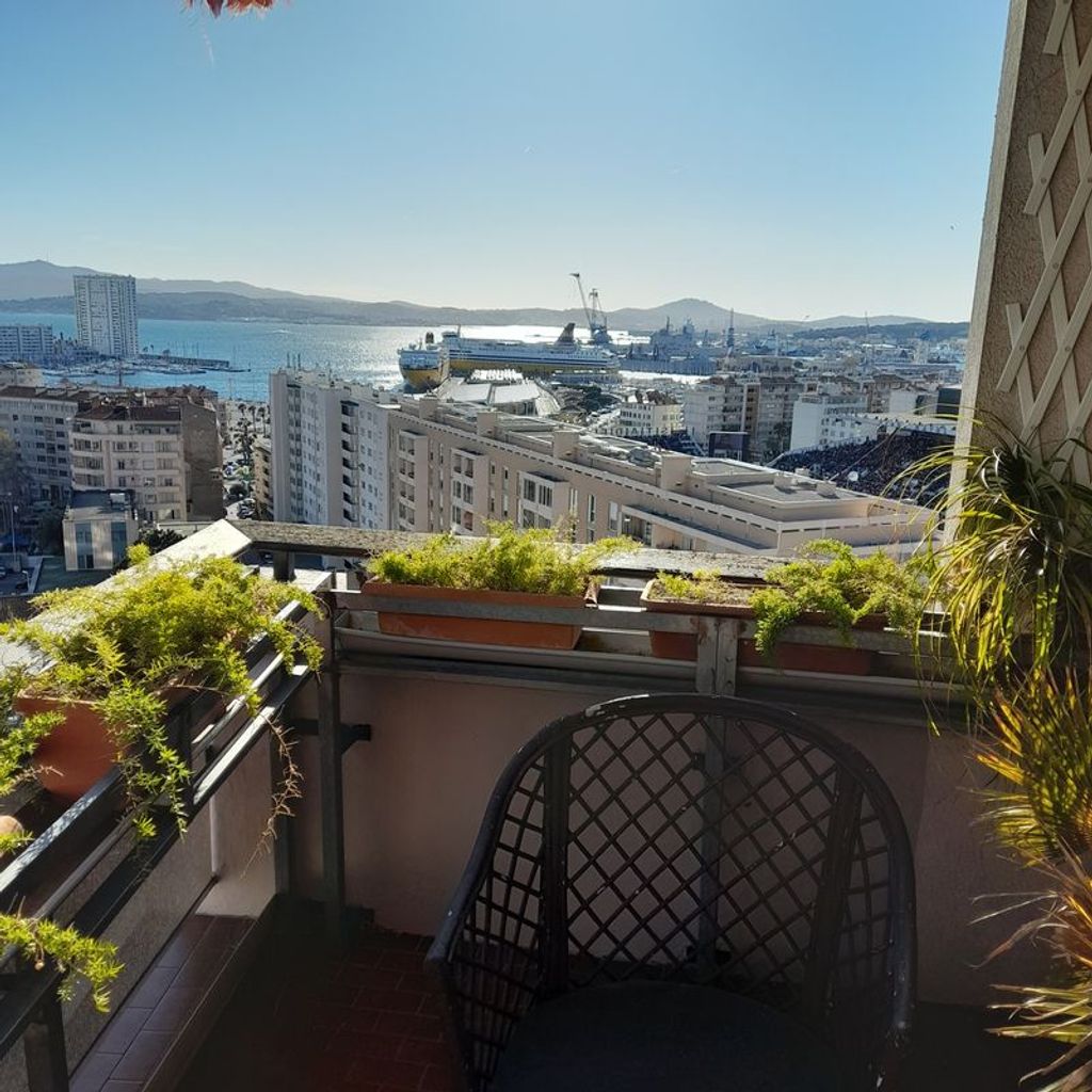 Achat appartement à vendre 3 pièces 89 m² - Toulon