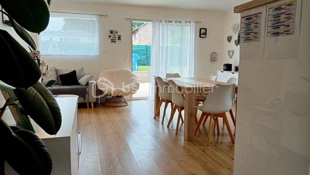 Achat maison à vendre 3 chambres 118 m² - Novalaise