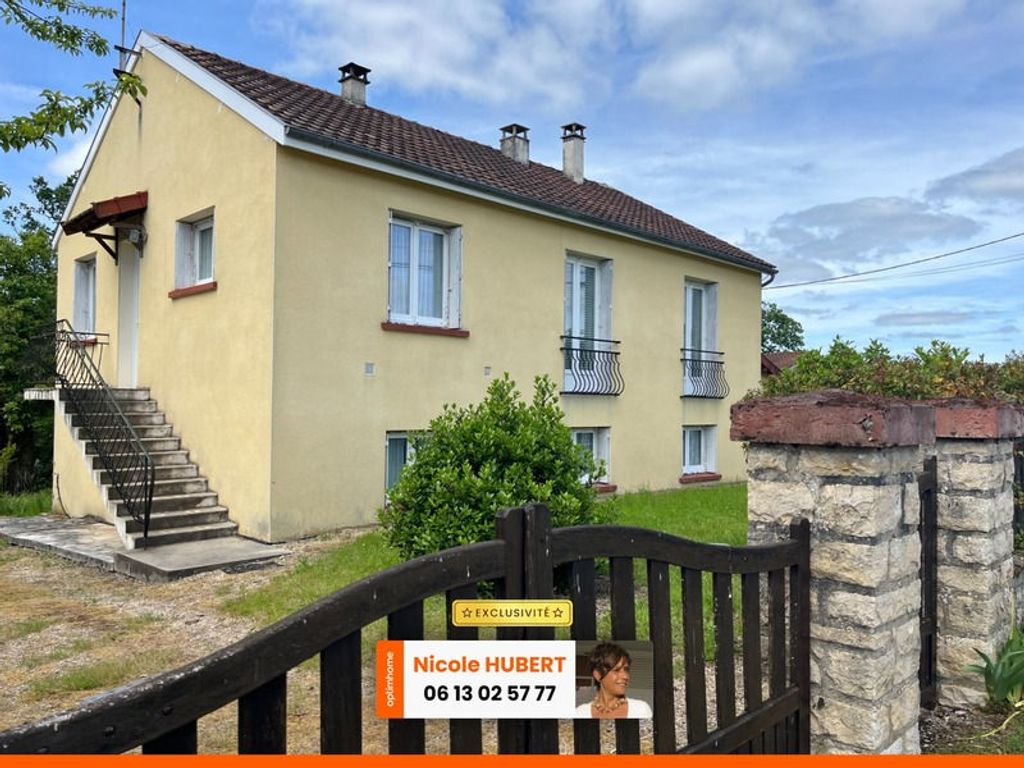 Achat maison à vendre 5 chambres 170 m² - Saint-Pierre-de-Chignac