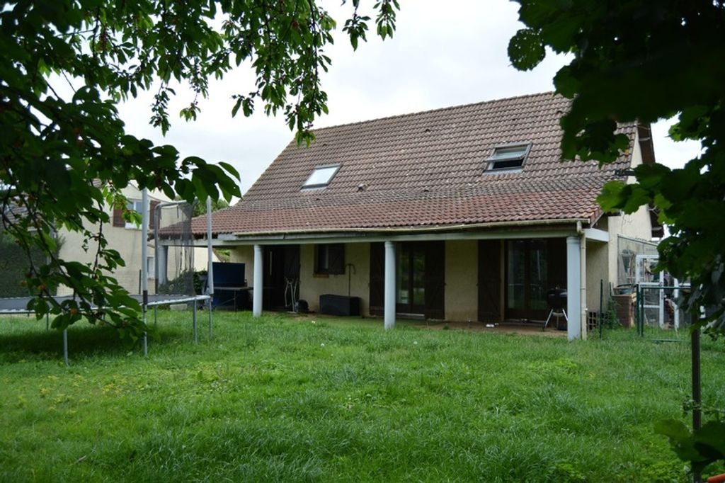 Achat maison à vendre 7 chambres 152 m² - La Boissière