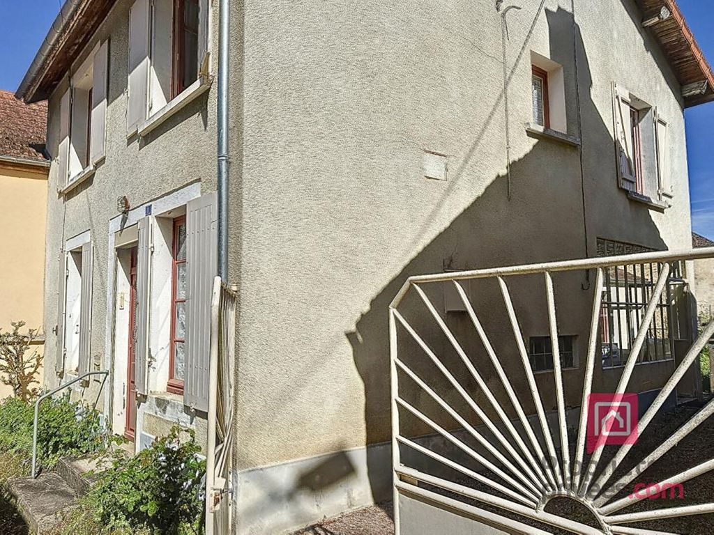 Achat maison à vendre 4 chambres 90 m² - Lucy-le-Bois