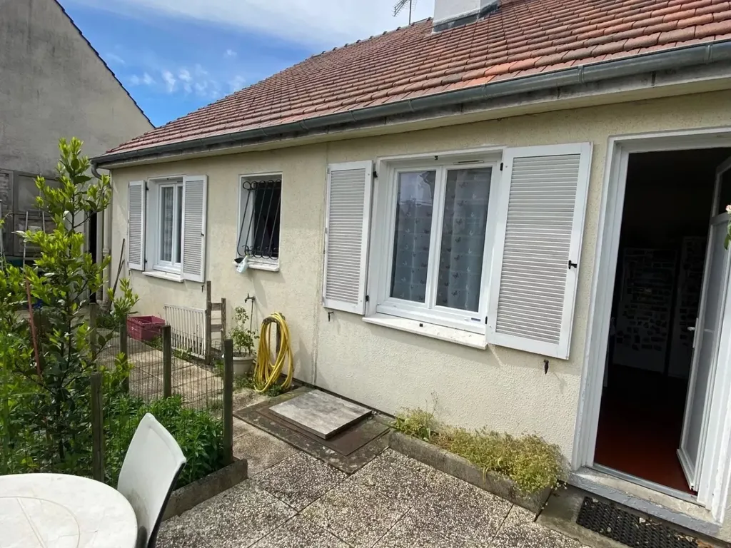 Achat maison à vendre 3 chambres 123 m² - Chambly