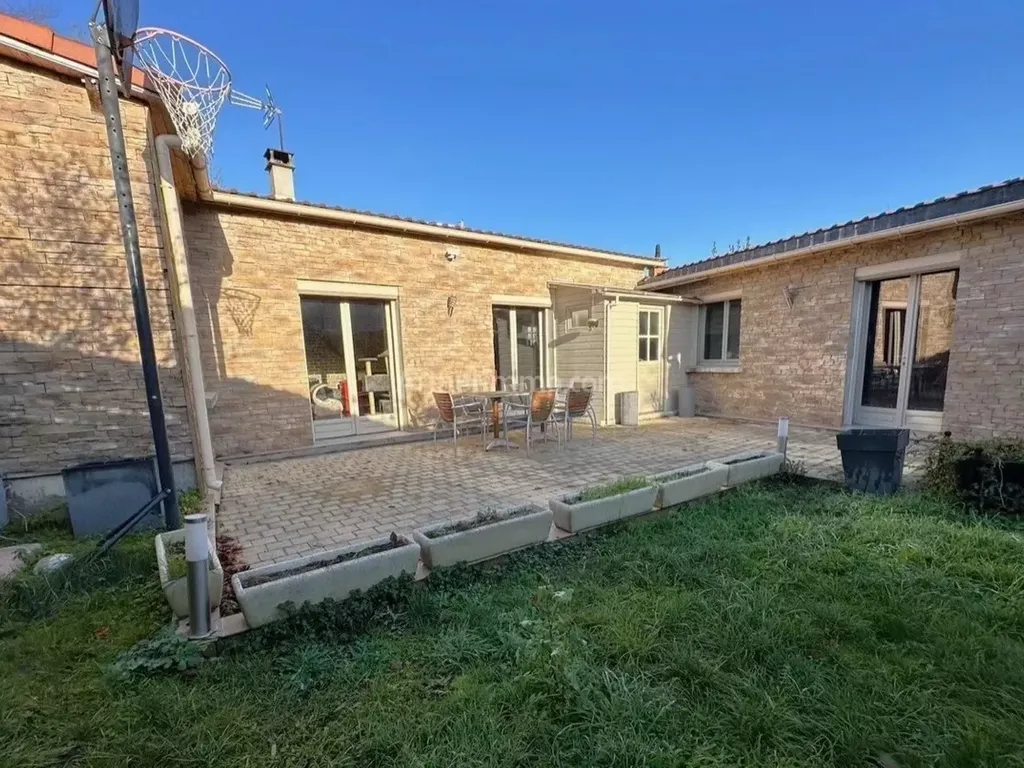 Achat maison à vendre 4 chambres 120 m² - Livry-Gargan