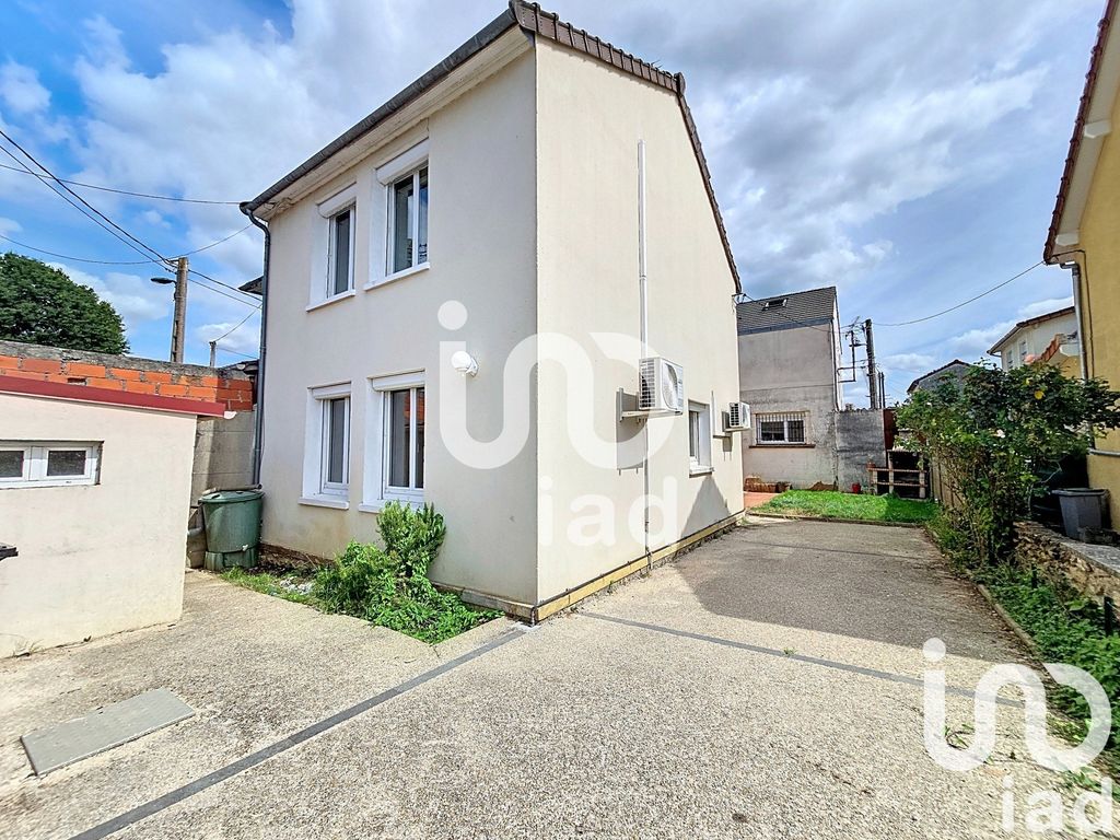 Achat maison à vendre 3 chambres 80 m² - Ozoir-la-Ferrière