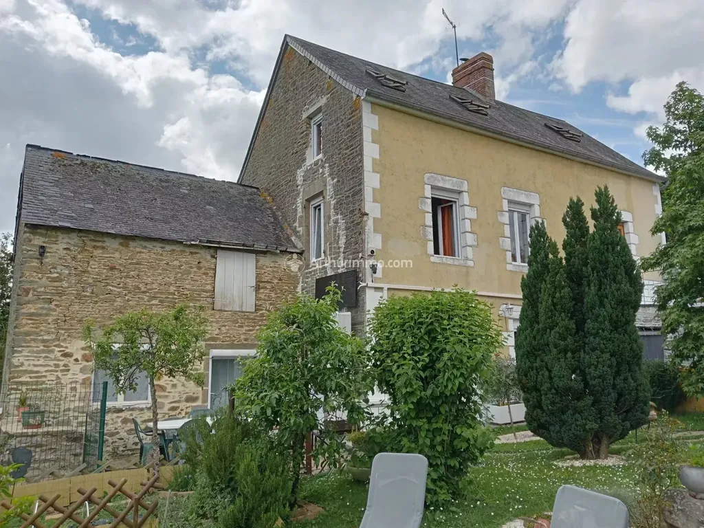 Achat maison à vendre 5 chambres 157 m² - Saint-Mars-du-Désert